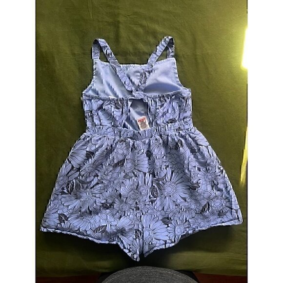 HAUTE HIPPIE KIDS, 100% RAYON, FLORAL BLUE ROMPER, SIZE MEDIUM - Picture 2 of 6